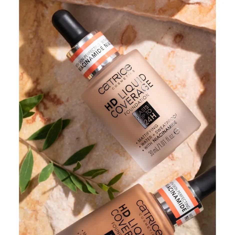 Catrice HD 040 Warm Beige Liquid Coverage Foundation< Foundation