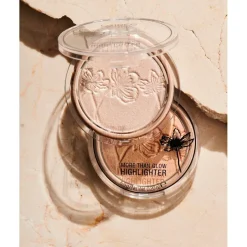 More Than Glow Beyond Golden Glow Highlighter|Catrice New