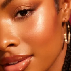 e.l.f. Halo Glow Highlight Liquid Gold Beauty Wand|ELF Online
