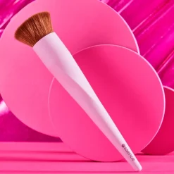 Essence 01 Buff Away Your Problems Make-up Buffer Brush< Make-Up Kwasten