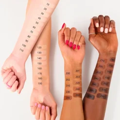 Essence 120 Foundation Stick< Foundation