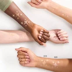 Essence Baby Got Glow 010 Golden Aura Highlight Stick< Highlighter