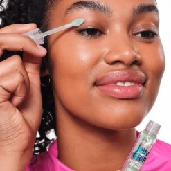 Jelly Grip Eyeshadow Primer|Essence Discount
