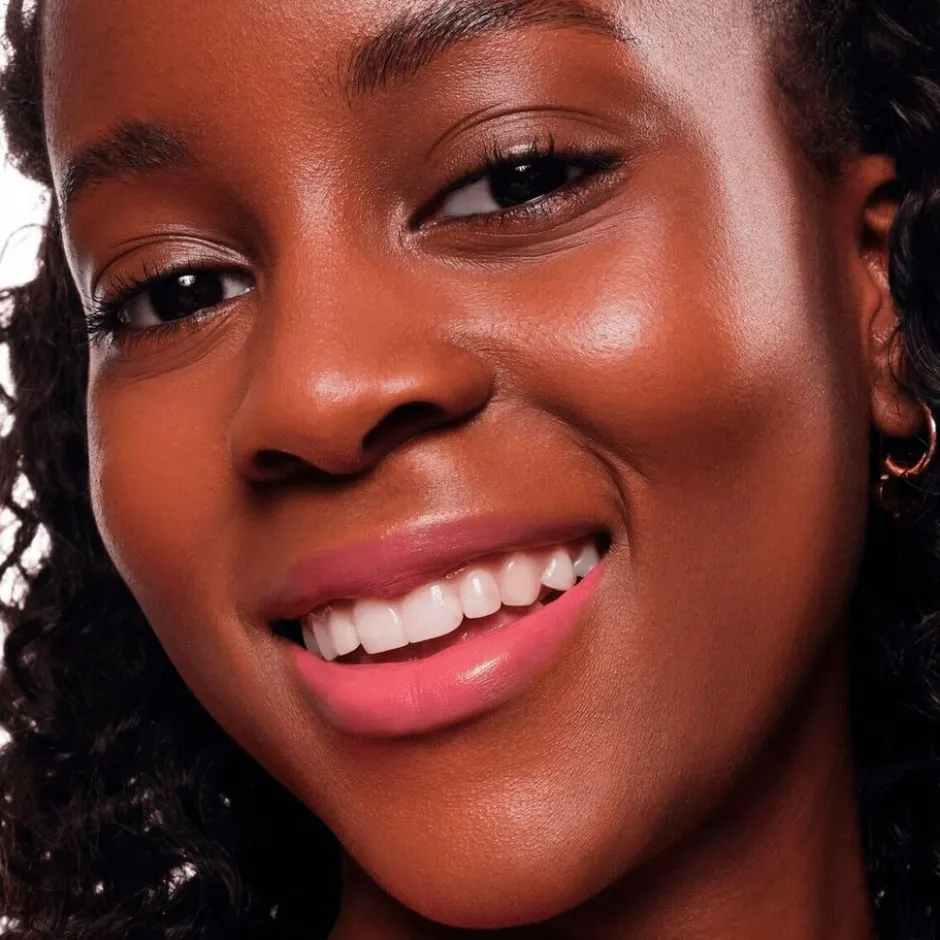 Essence Satin Glow 03 Rose And Shine Luminous Shine Lipstick< Lipmake-Up