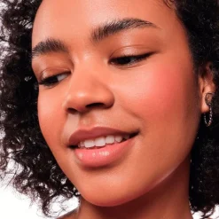 Soft Touch 30 Exotic Daisy Bouncy Blush|Essence New