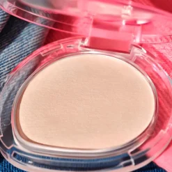 Essence The Jeans Club 01 Eye & Face Bouncy Luminizer Highlighter< Highlighter