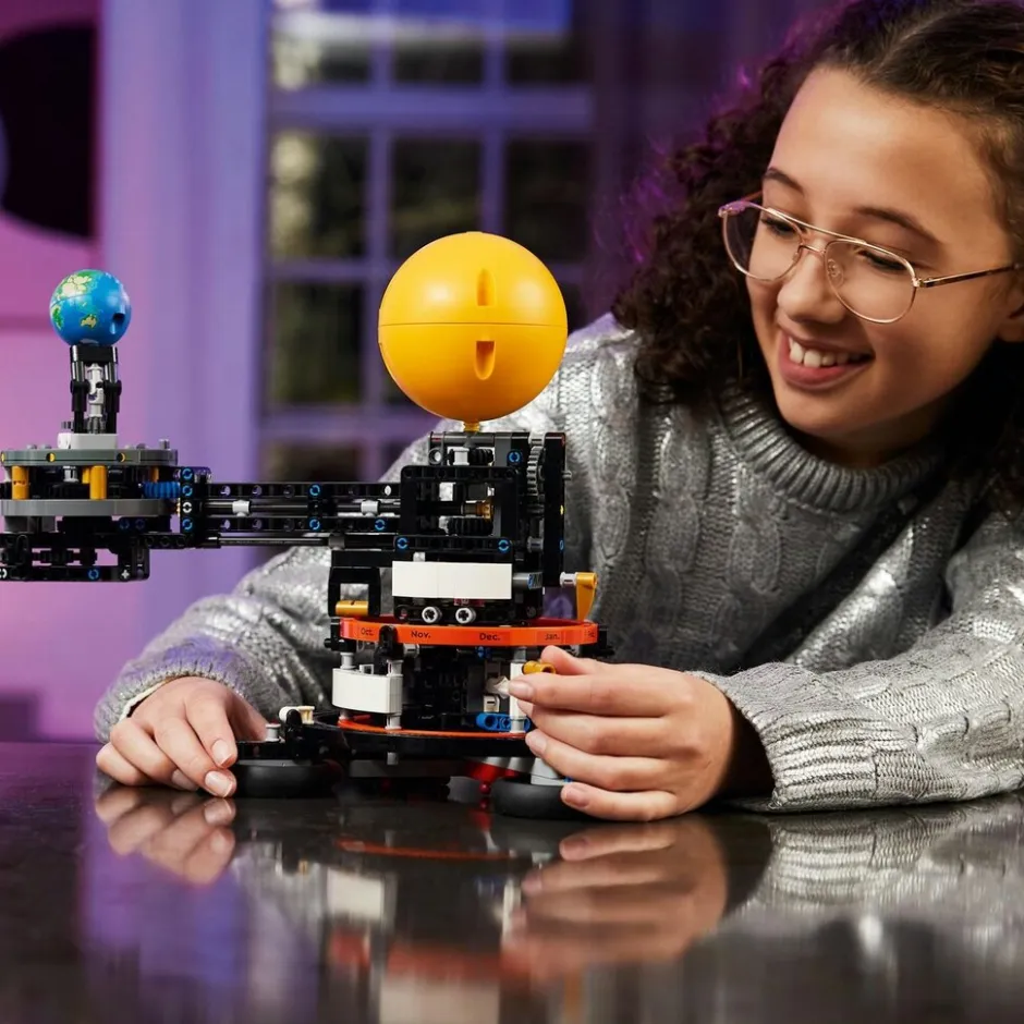 LEGO Technic 42179 De Aarde En De Maan In Beweging< Lego Technic