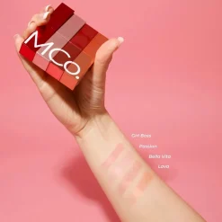 MCoBeauty Bella Vita Sheer Tint Lipbalm< Lipmake-Up