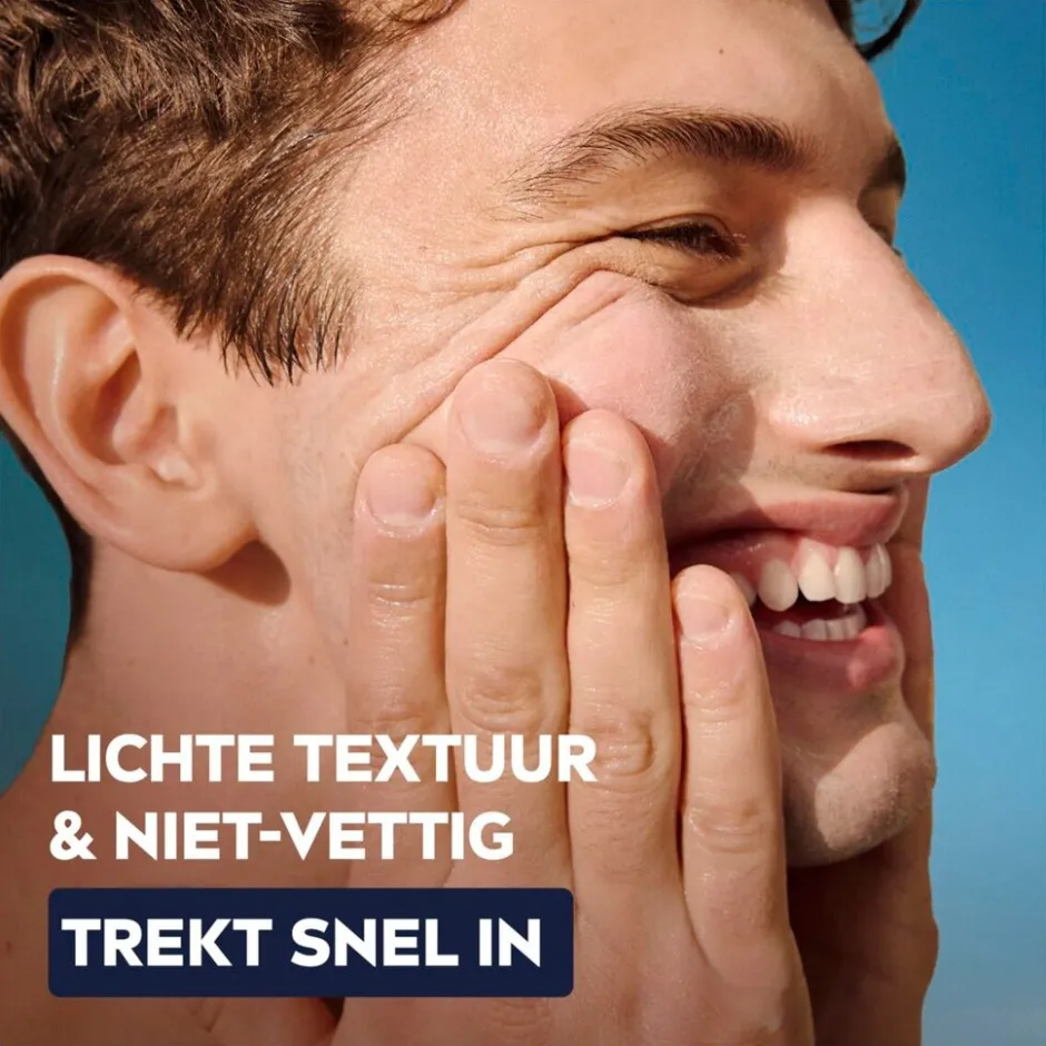 Nivea Men SPF30 Sensitive Dagelijkse Beschermende Hydraterende Crème< Gezichtscreme Mannen