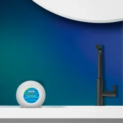 Oral B Oral-B Essential Waxed Dental Floss< Flosdraad